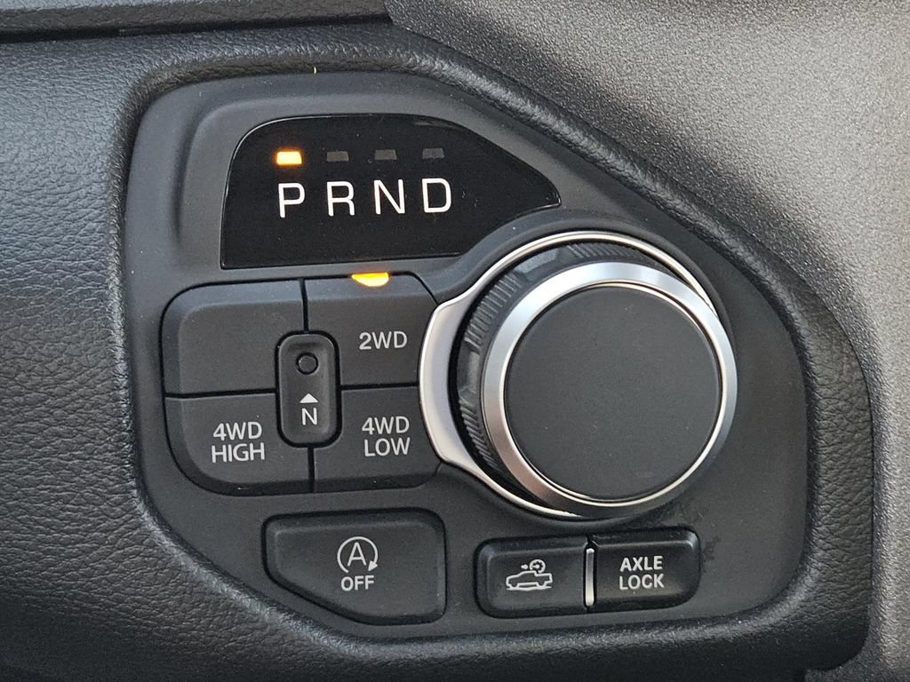 New 2026 RAM 1500 Warlock AWD/4WD image 15