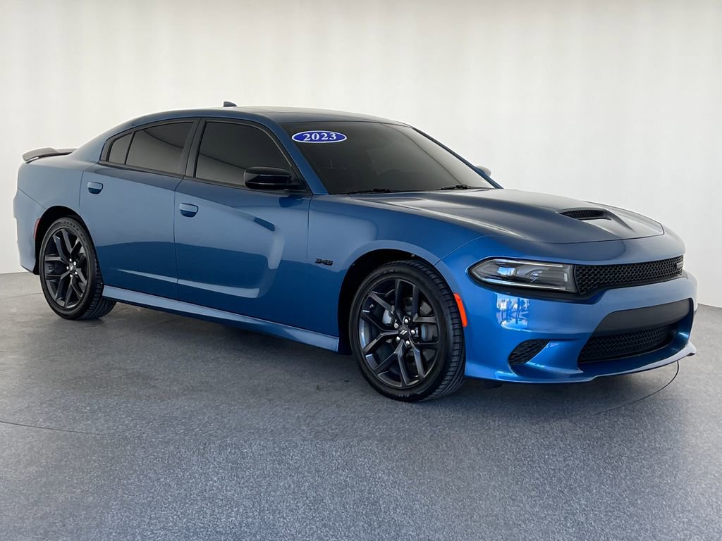 Used 2023 Dodge Charger R/T w/ Blacktop Package image 9