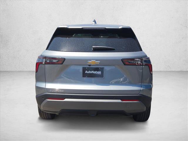 New 2027 Chevrolet Equinox LT w/ Convenience Package II FWD image 8