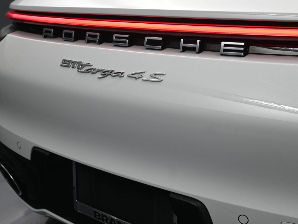 Certified 2021 Porsche 911 Targa 4S image 28