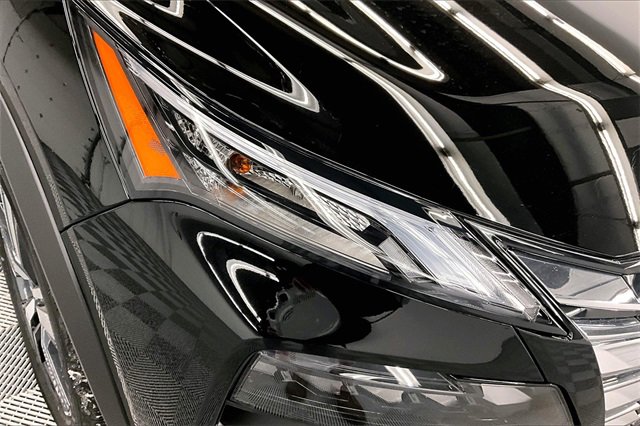 New 2025 Nissan Rogue SL image 14