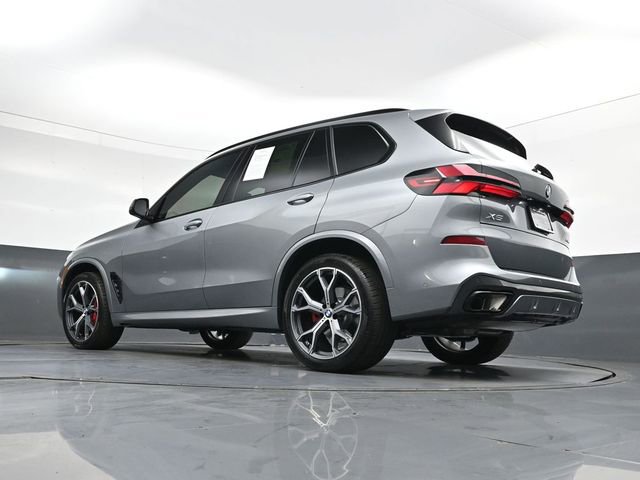 Used 2026 BMW X5 xDrive40i w/ M Sport Package AWD/4WD image 34
