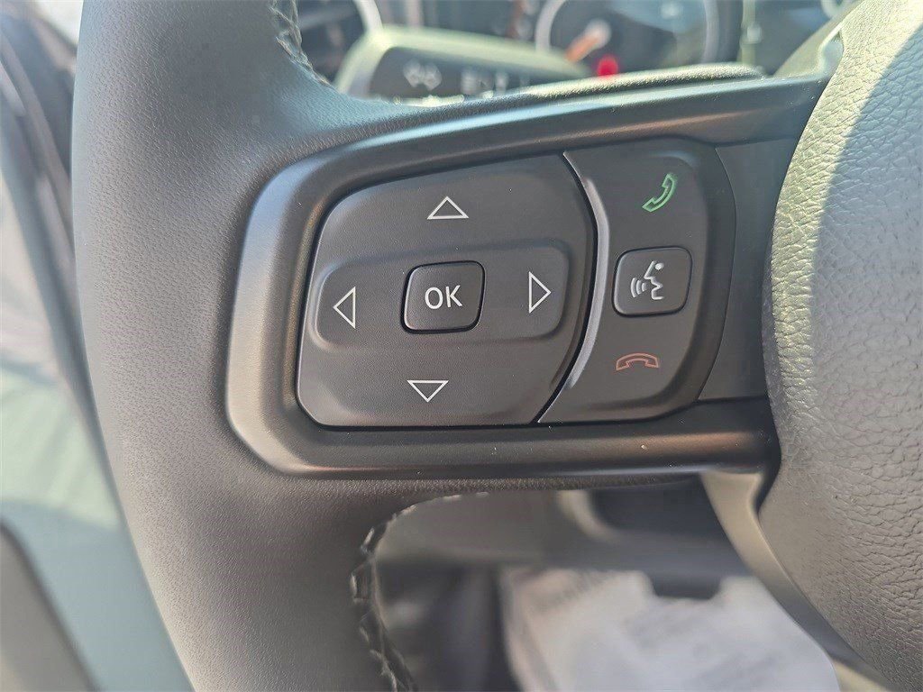 New 2025 Jeep Gladiator Sport w/ Premium Package image 17