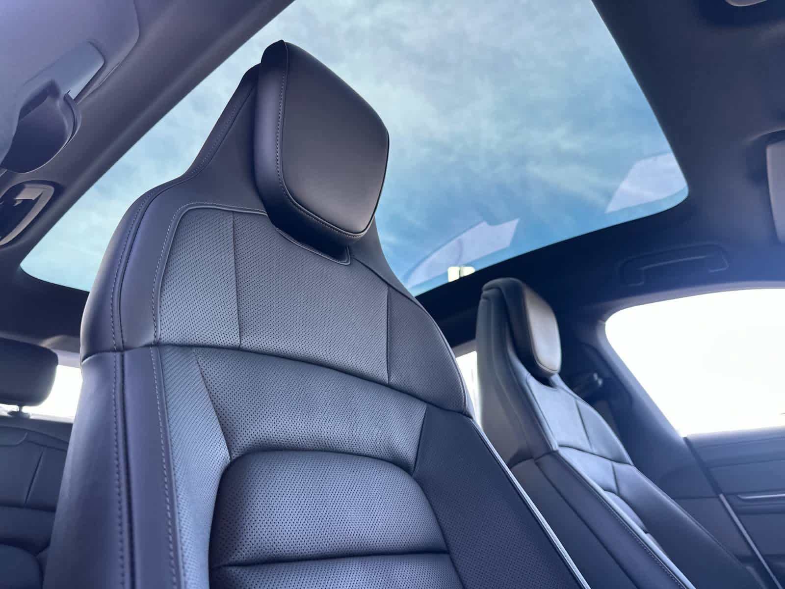 New 2026 Porsche Taycan AWD/4WD image 17