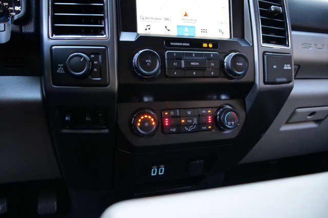 Used 2019 Ford F350 XLT w/ XLT Premium Package image 15