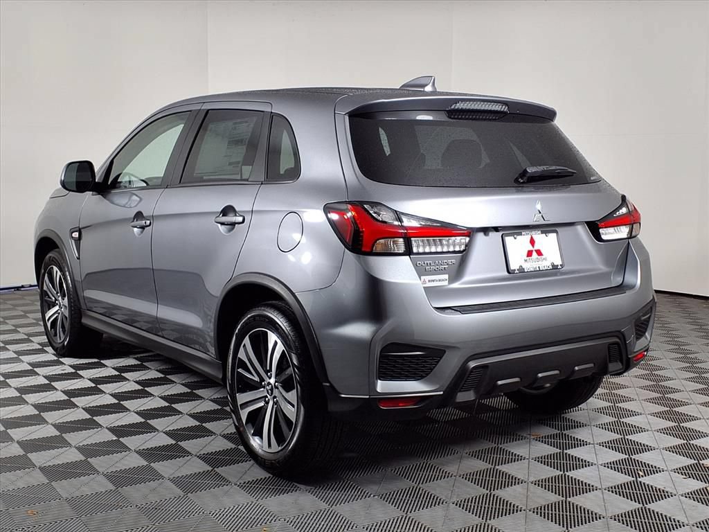 Used 2025 Mitsubishi Outlander Sport ES AWD/4WD image 5