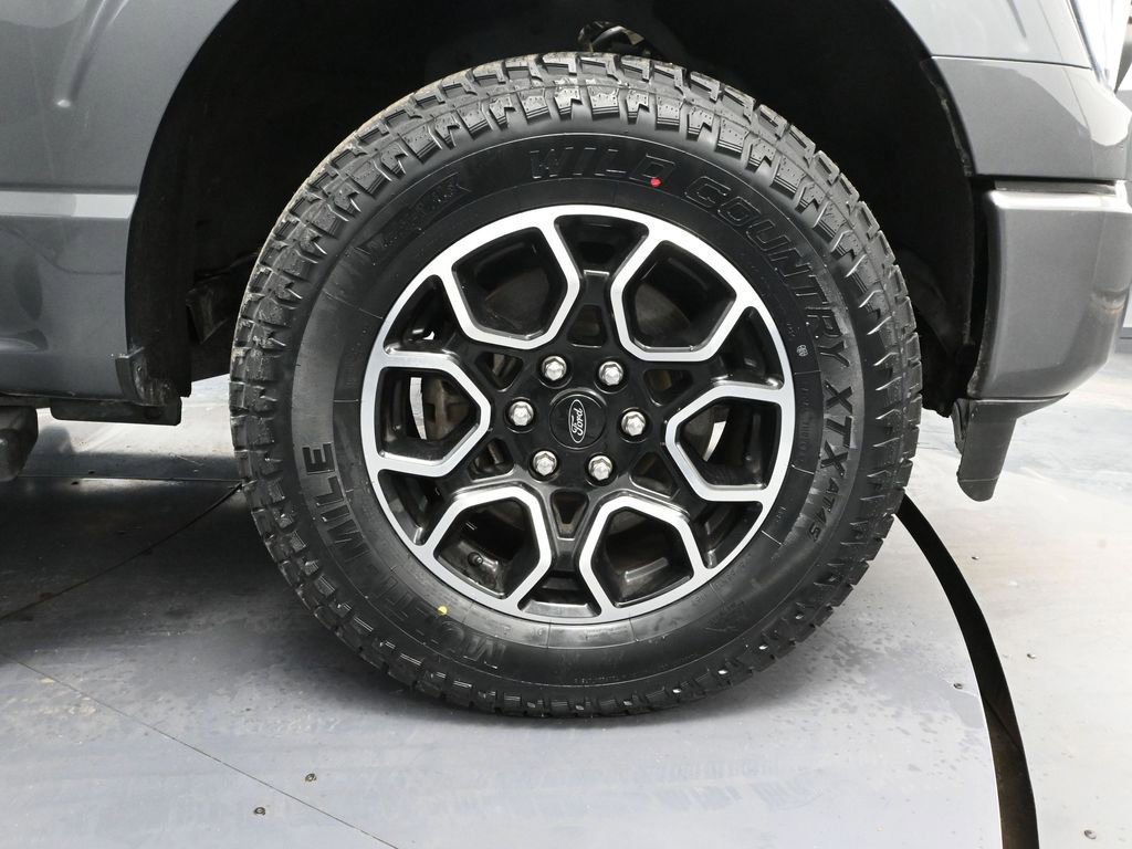 Used 2023 Ford F150 XLT w/ Equipment Group 302A High image 18