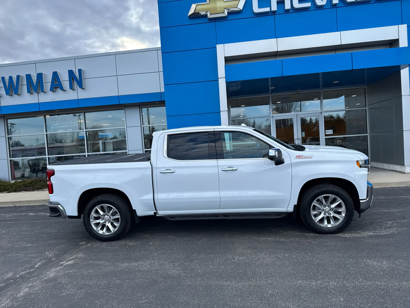 Used 2021 Chevrolet Silverado 1500 LTZ image 3