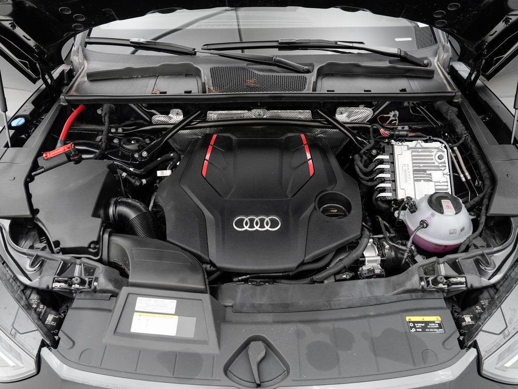 Certified 2025 Audi SQ5 Premium Plus w/ Premium Plus Package AWD/4WD image 25