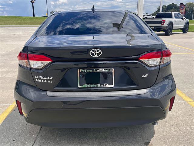 Used 2025 Toyota Corolla LE FWD image 4