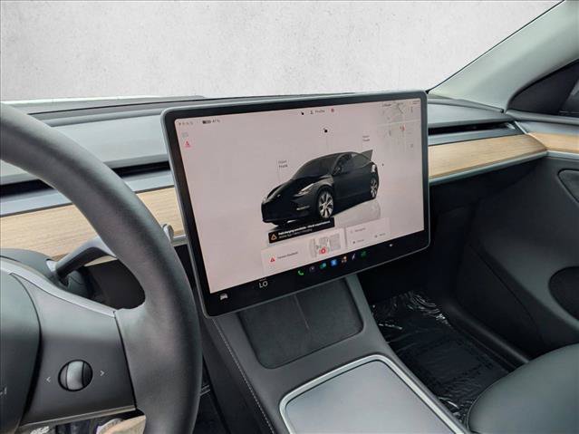 Used 2024 Tesla Model Y Long Range AWD/4WD image 15