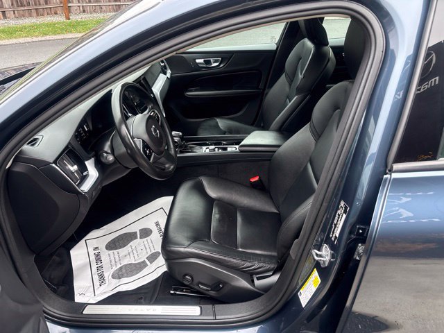 Used 2019 Volvo S60 T5 Momentum w/ Premium Package FWD image 19