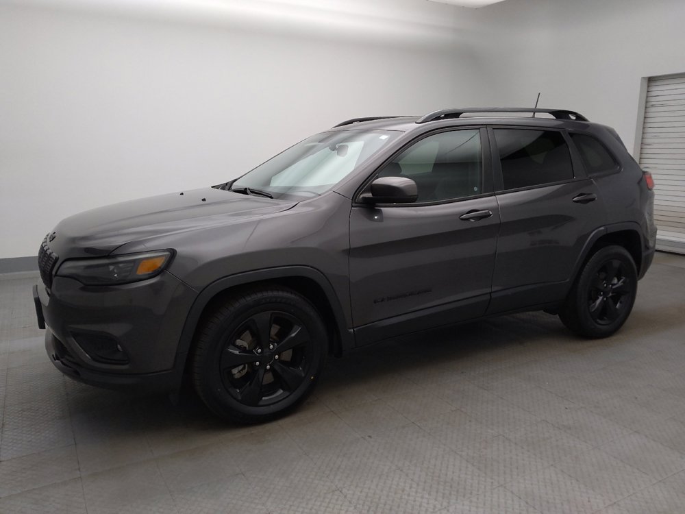 Used 2020 Jeep Cherokee Latitude Plus FWD image 2