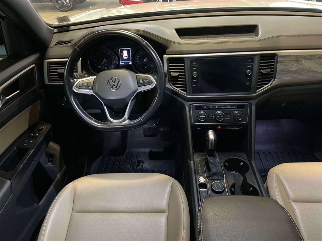 Used 2020 Volkswagen Atlas Cross Sport SE image 13
