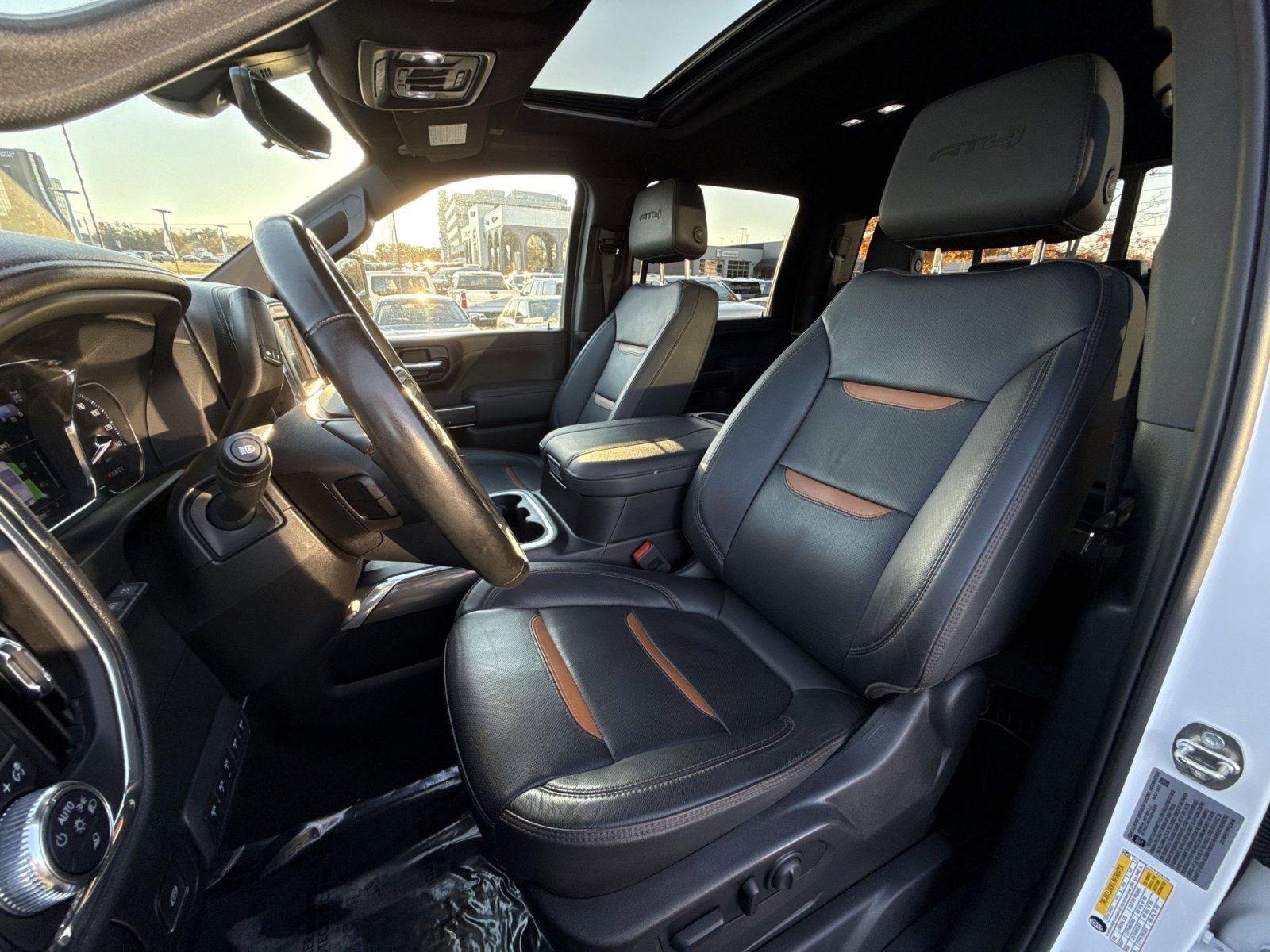 Used 2023 GMC Sierra 2500 AT4 w/ AT4 Premium Plus Package image 13