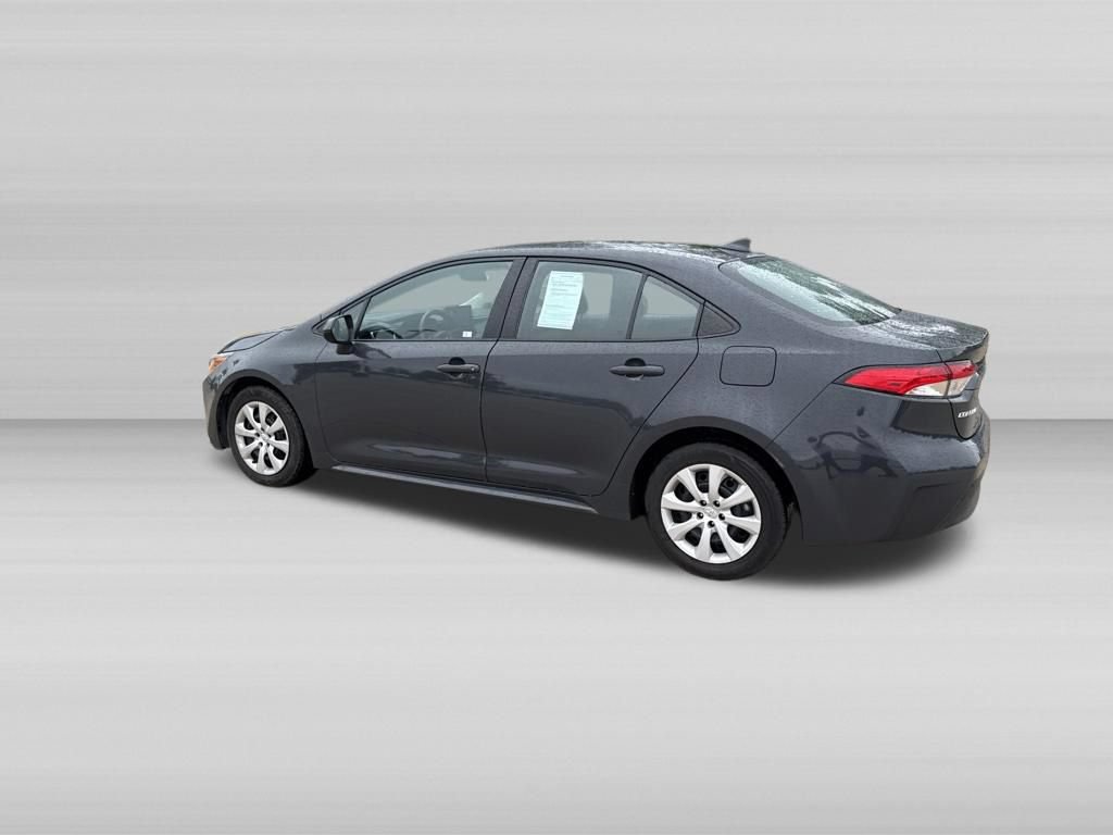 Used 2024 Toyota Corolla LE FWD image 9