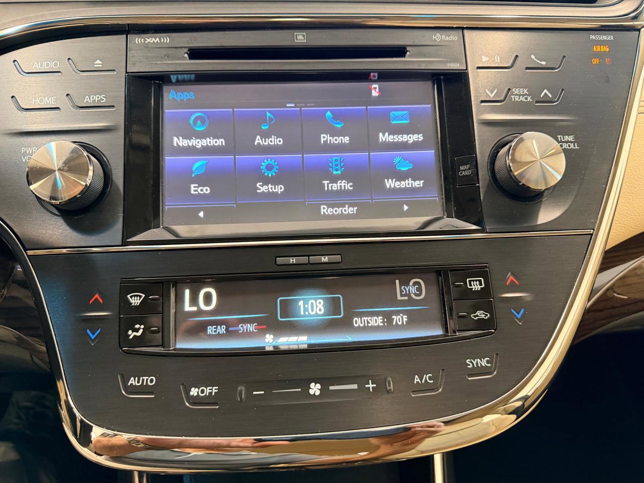 Used 2015 Toyota Avalon Limited FWD image 42