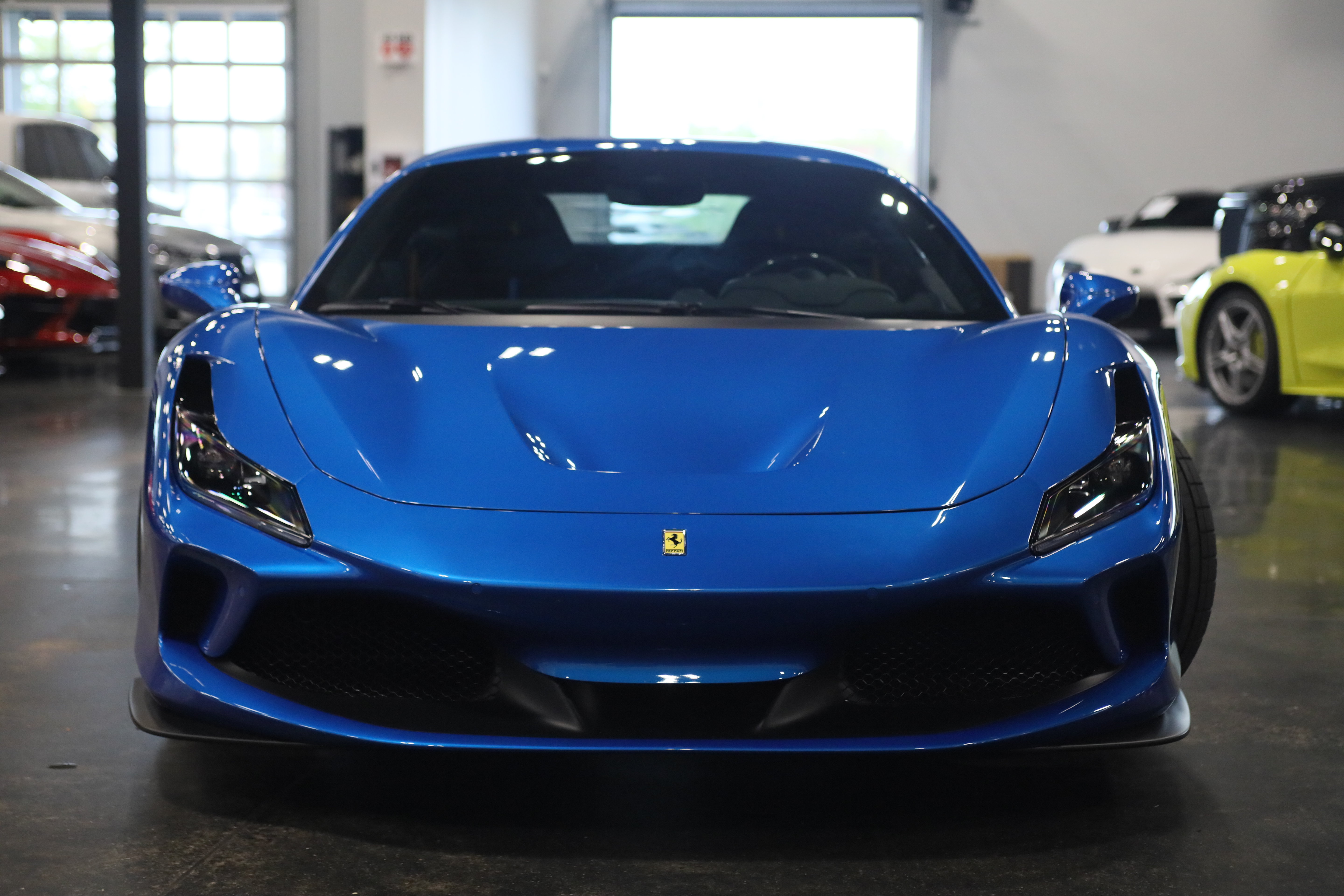 Used 2022 Ferrari F8 Tributo RWD image 2