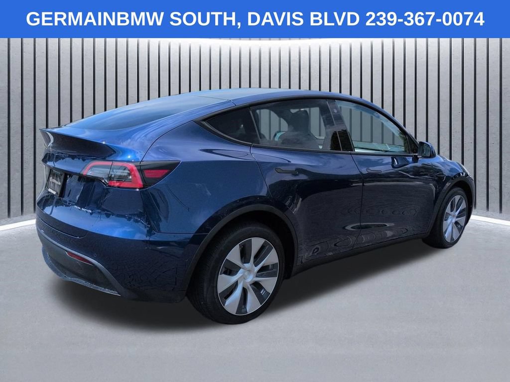 Used 2022 Tesla Model Y Long Range AWD/4WD image 5