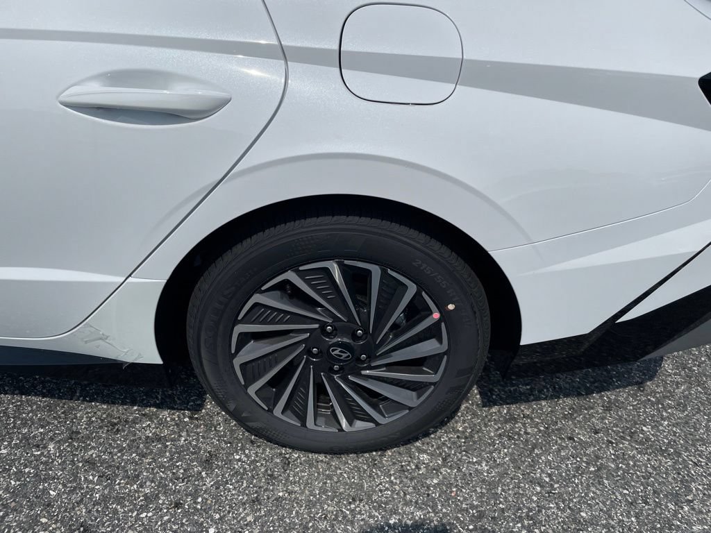 New 2026 Hyundai Sonata SEL FWD image 7