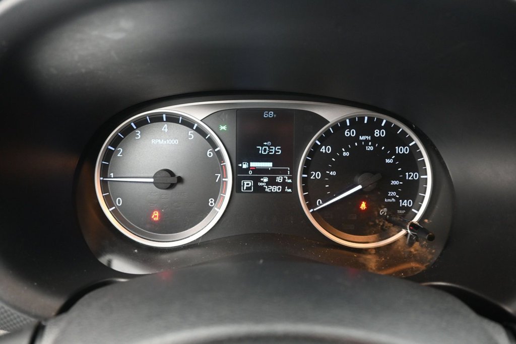 Used 2021 Nissan Kicks S FWD image 9