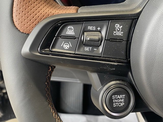 New 2025 Alfa Romeo Giulia AWD w/ Driving Assist Package image 24
