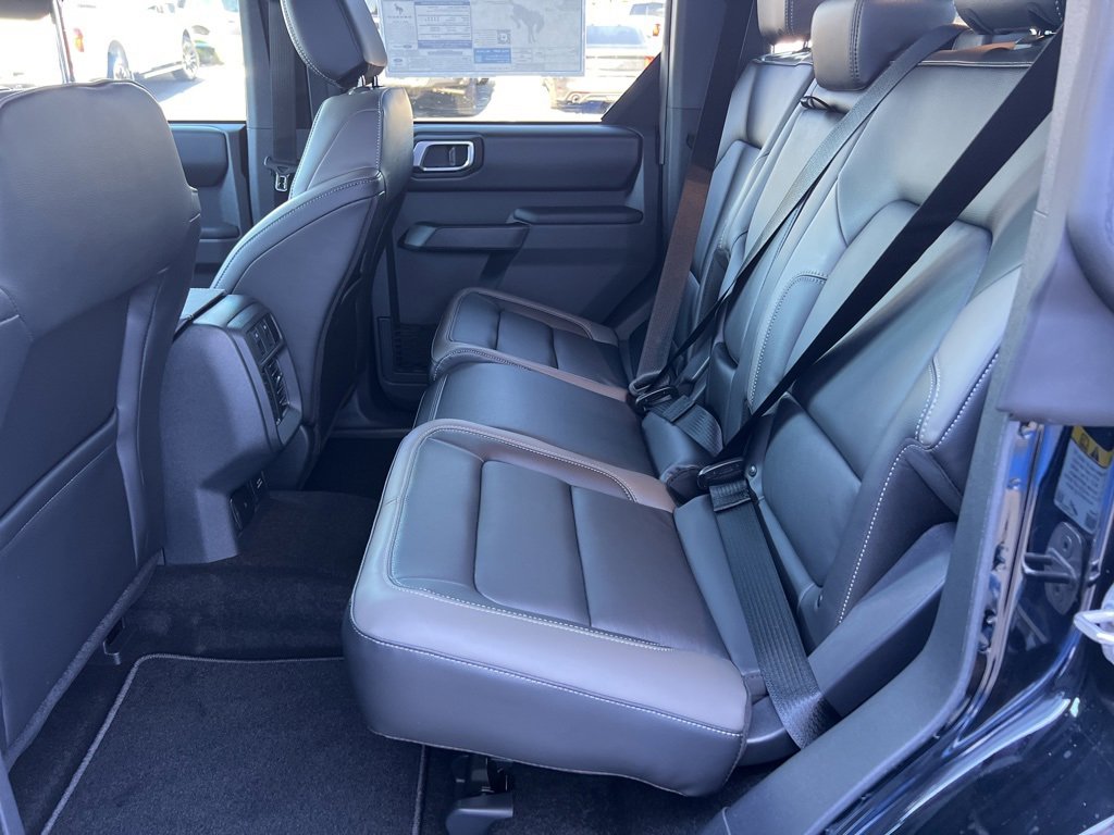 New 2025 Ford Bronco Outer Banks image 10