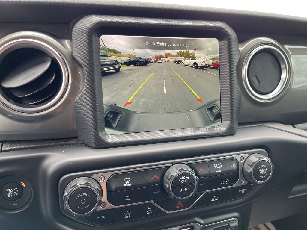 Used 2023 Jeep Gladiator Overland image 22