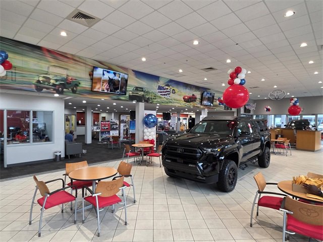 Used 2025 GMC Sierra 2500 Denali w/ Denali Reserve Package image 7