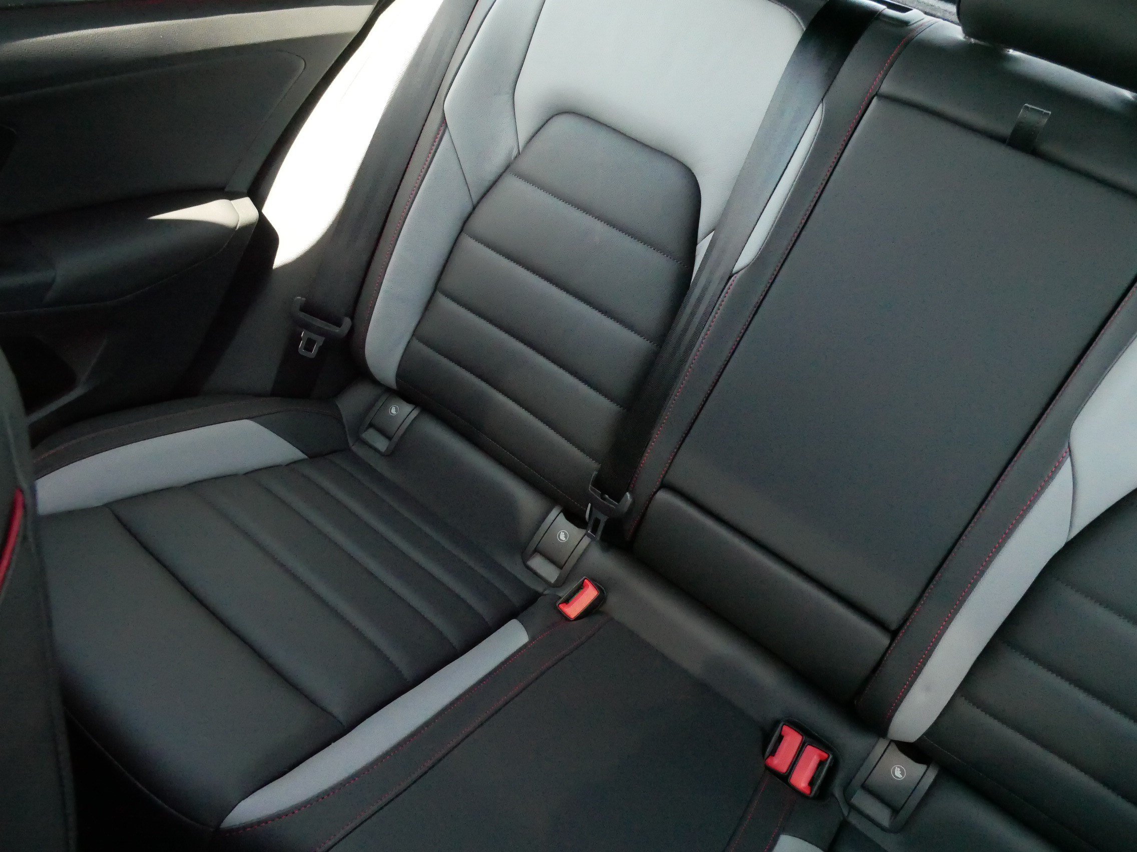 Certified 2024 Volkswagen GTI Autobahn w/ MDO Package FWD image 12