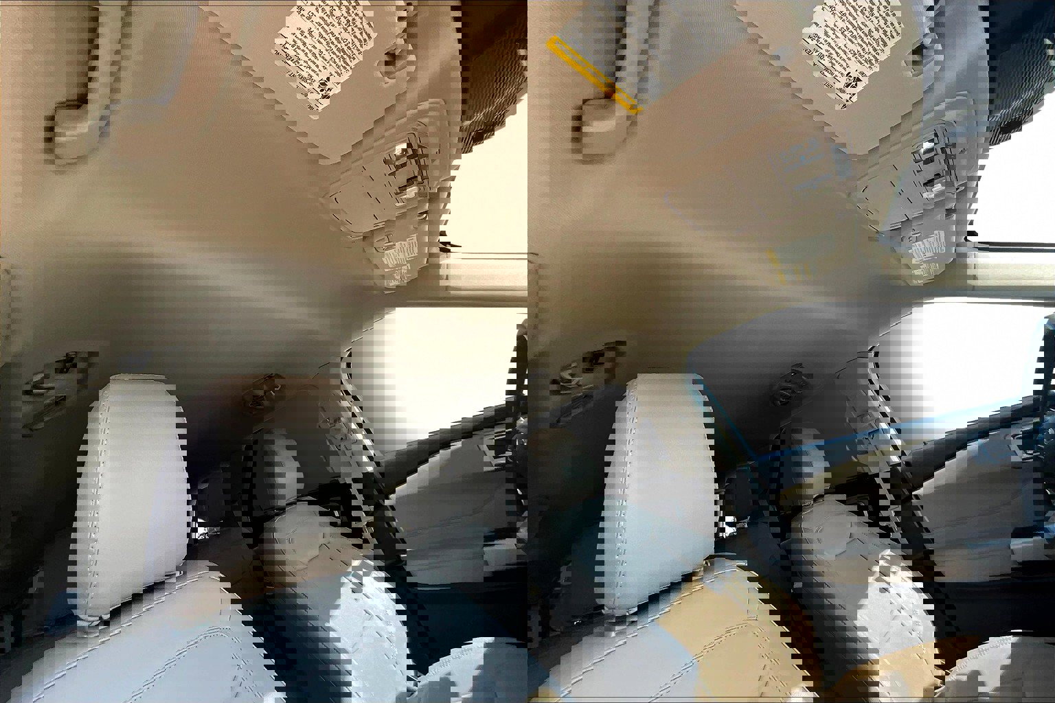 Used 2023 Ford Explorer Limited image 30