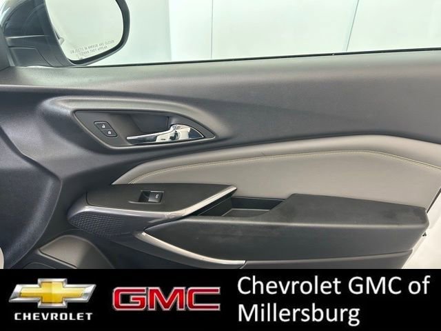 Used 2024 Chevrolet Trax ACTIV FWD image 25