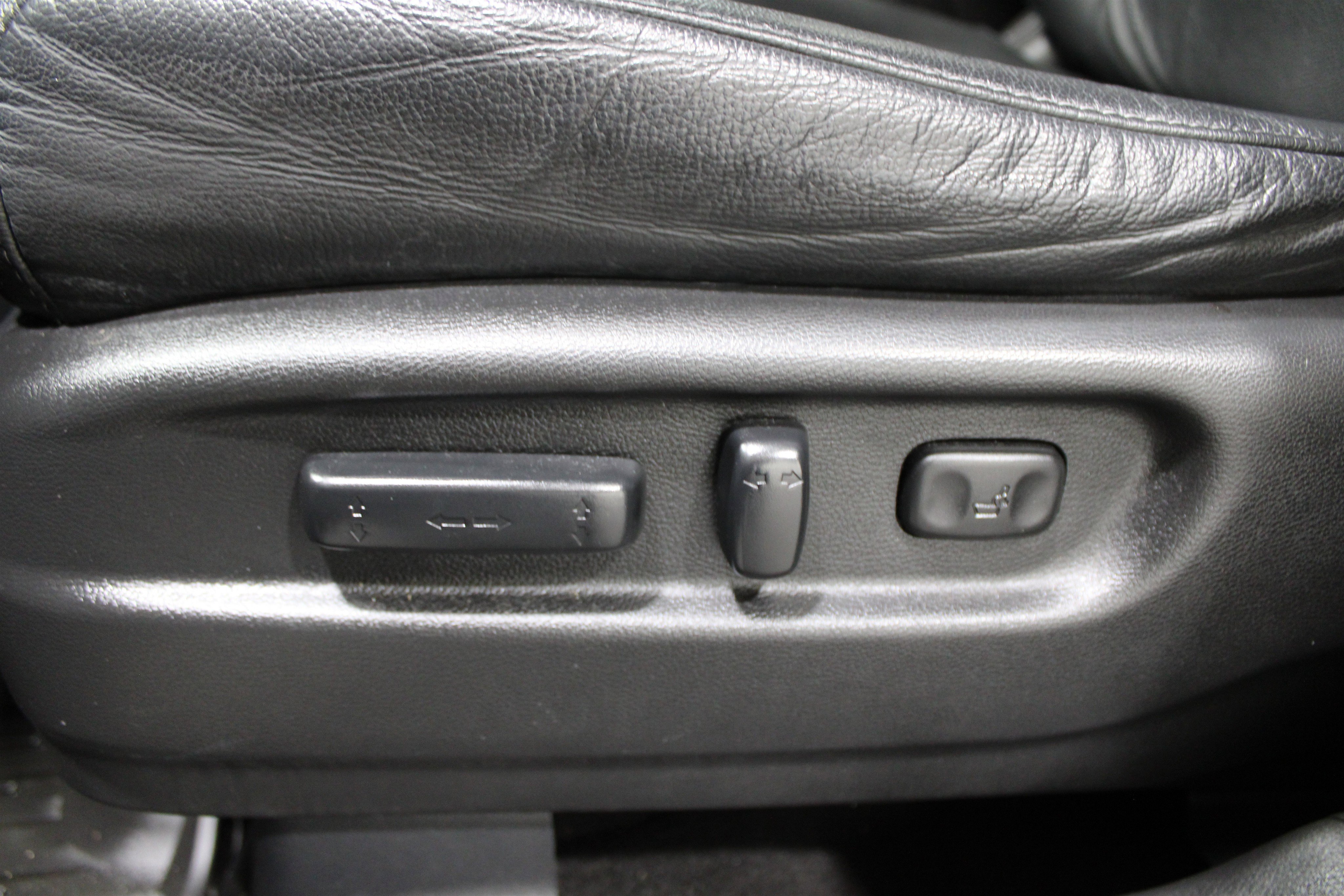 Used 2021 Honda Pilot Touring image 4