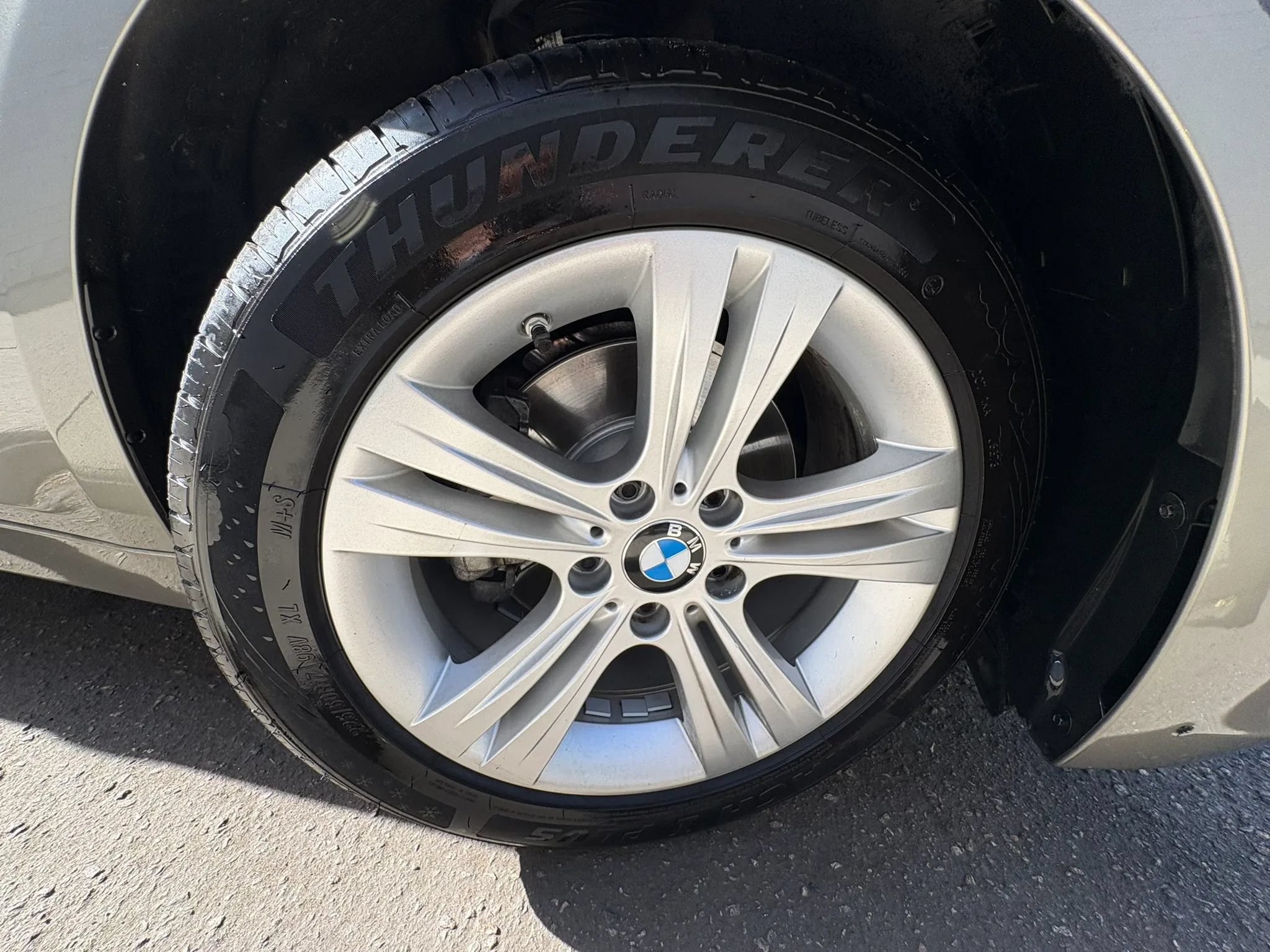 Used 2017 BMW 330i xDrive Sedan AWD/4WD image 47