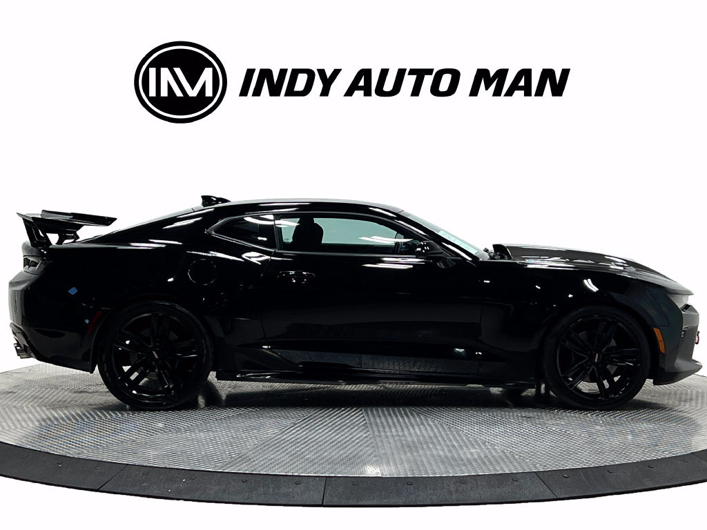 Used 2016 Chevrolet Camaro SS RWD image 3