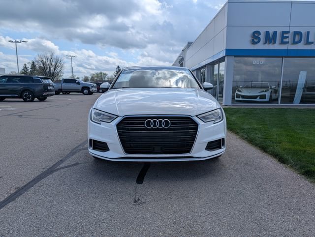 Used 2018 Audi A3 2.0T Premium image 2