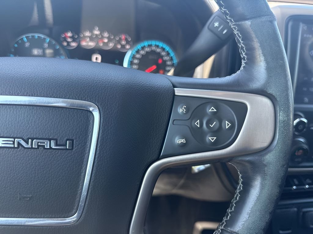 Used 2019 GMC Sierra 2500 Denali w/ Duramax Plus Package AWD/4WD image 17