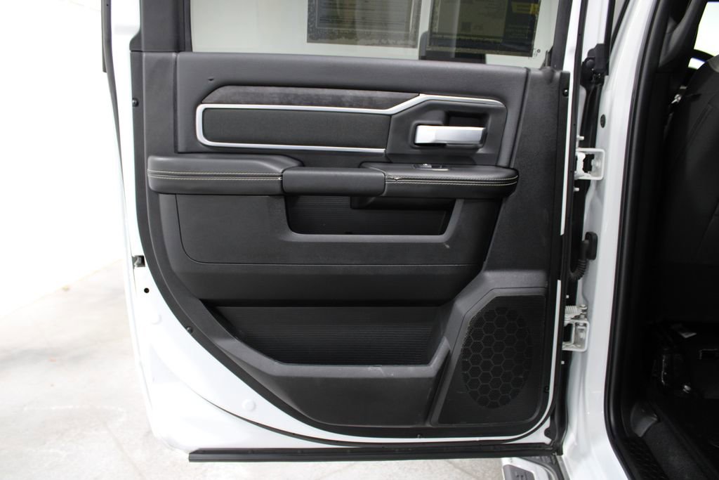Used 2024 RAM 2500 Big Horn image 26
