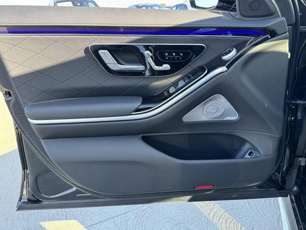 Used 2024 Mercedes-Benz S 580 4MATIC Sedan image 16