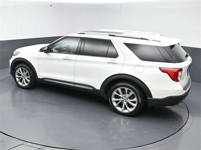 Certified 2022 Ford Explorer Platinum w/ Equipment Group 601A image 49