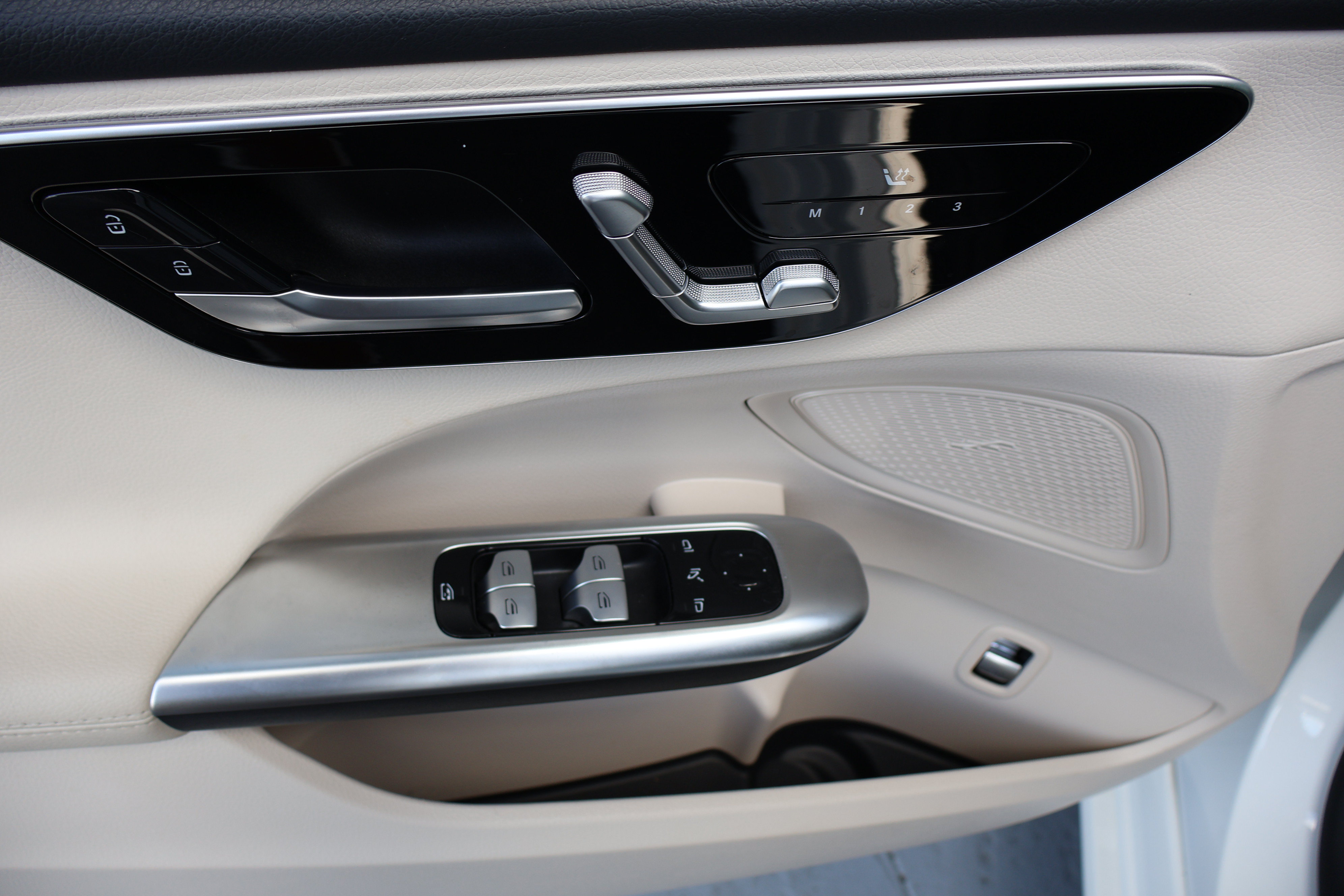 Certified 2024 Mercedes-Benz C 300 4MATIC Sedan image 14