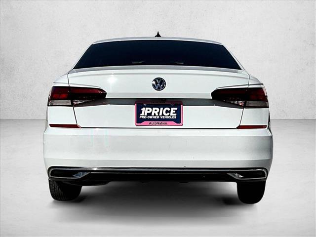 Used 2020 Volkswagen Passat 2.0T S image 4