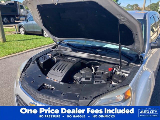 Used 2017 Chevrolet Equinox LS FWD image 13