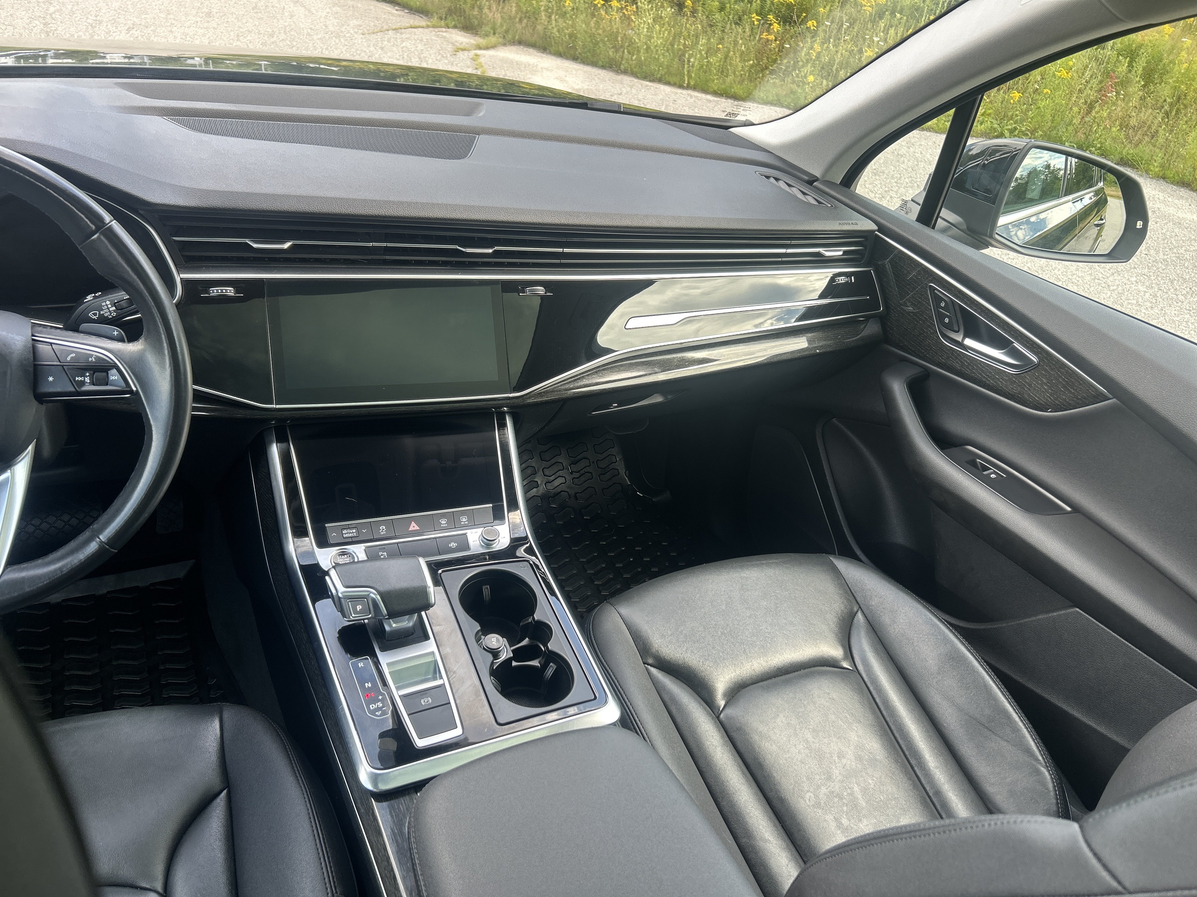 Used 2022 Audi Q7 3.0T Premium w/ Convenience Package AWD/4WD image 20