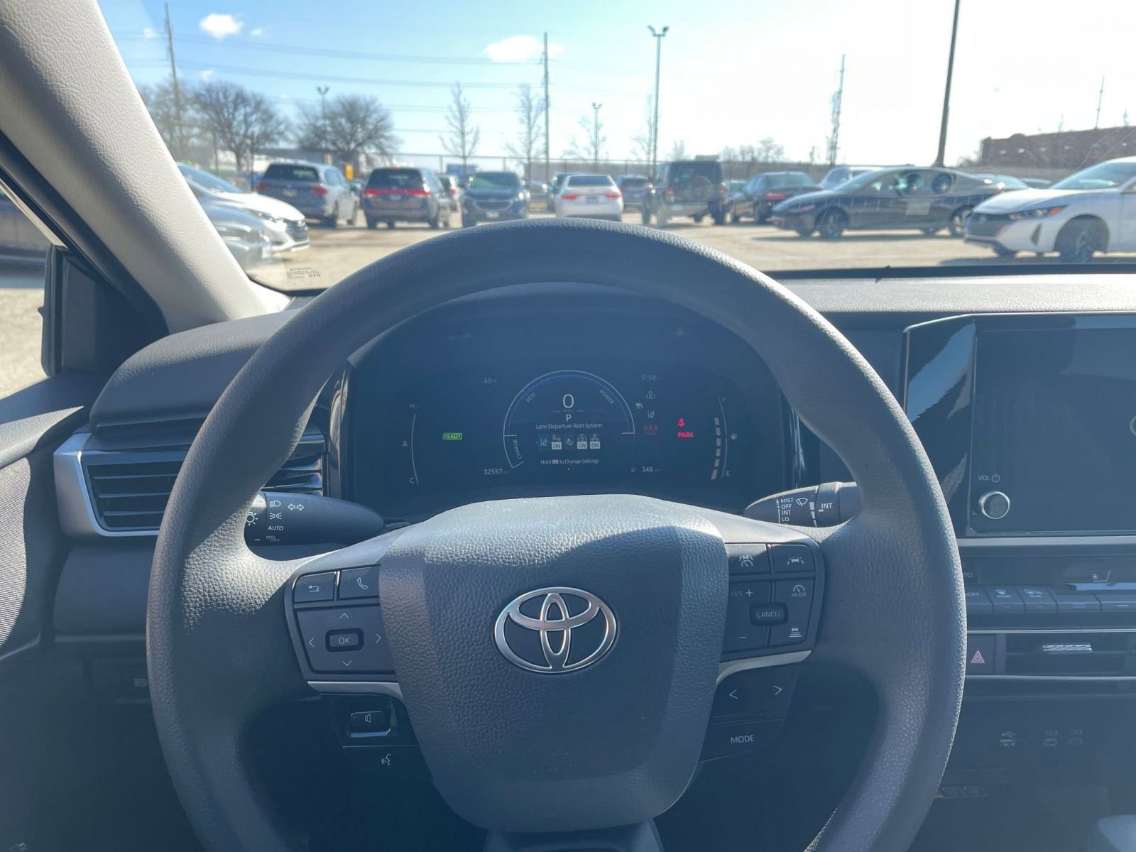Used 2025 Toyota Camry LE image 34