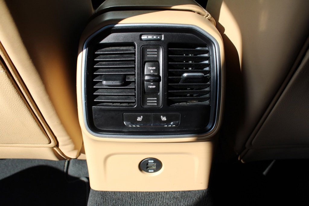 Used 2017 Porsche Macan GTS image 32