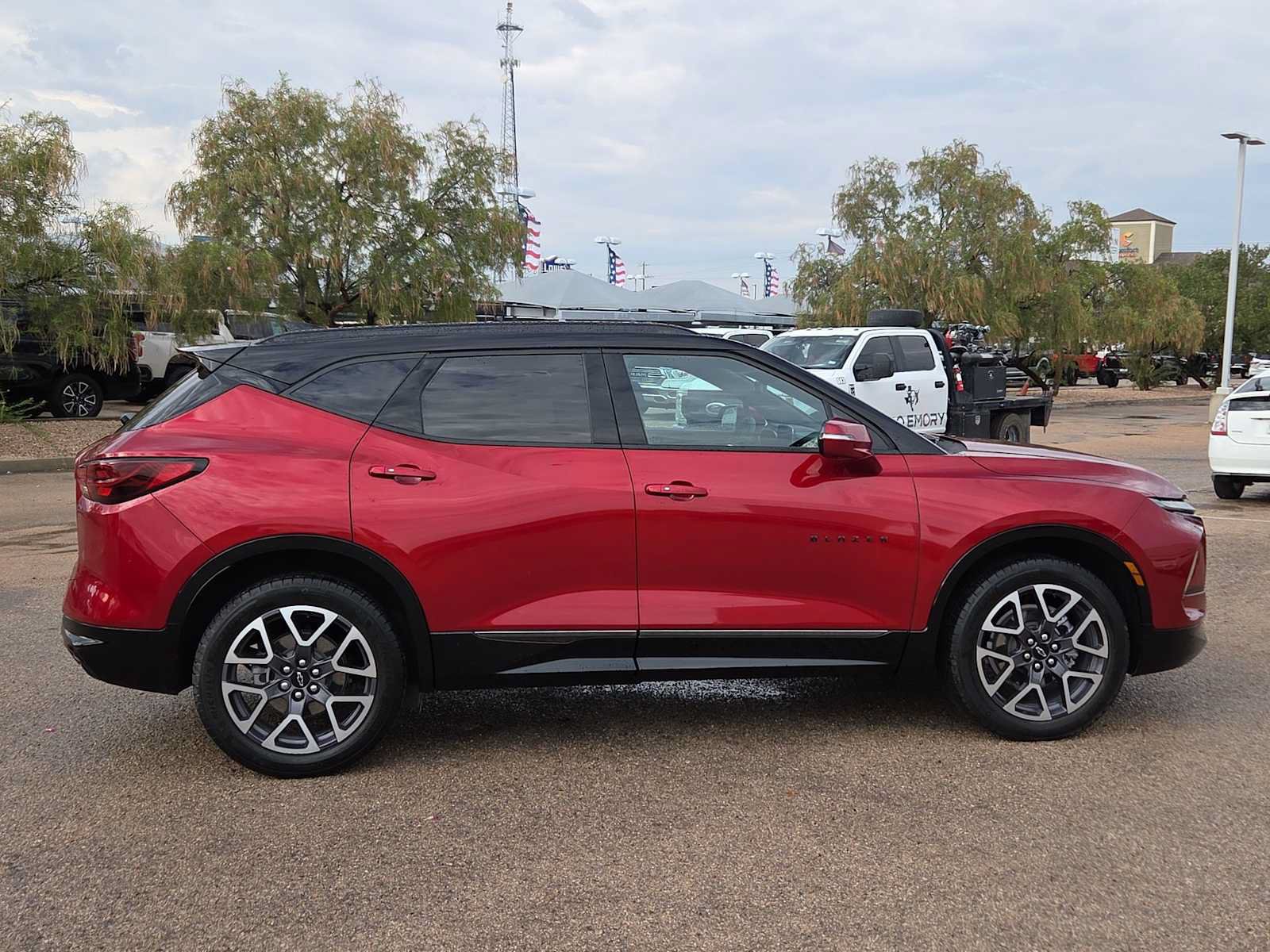 Used 2023 Chevrolet Blazer RS w/ Driver Confidence II Package FWD image 9