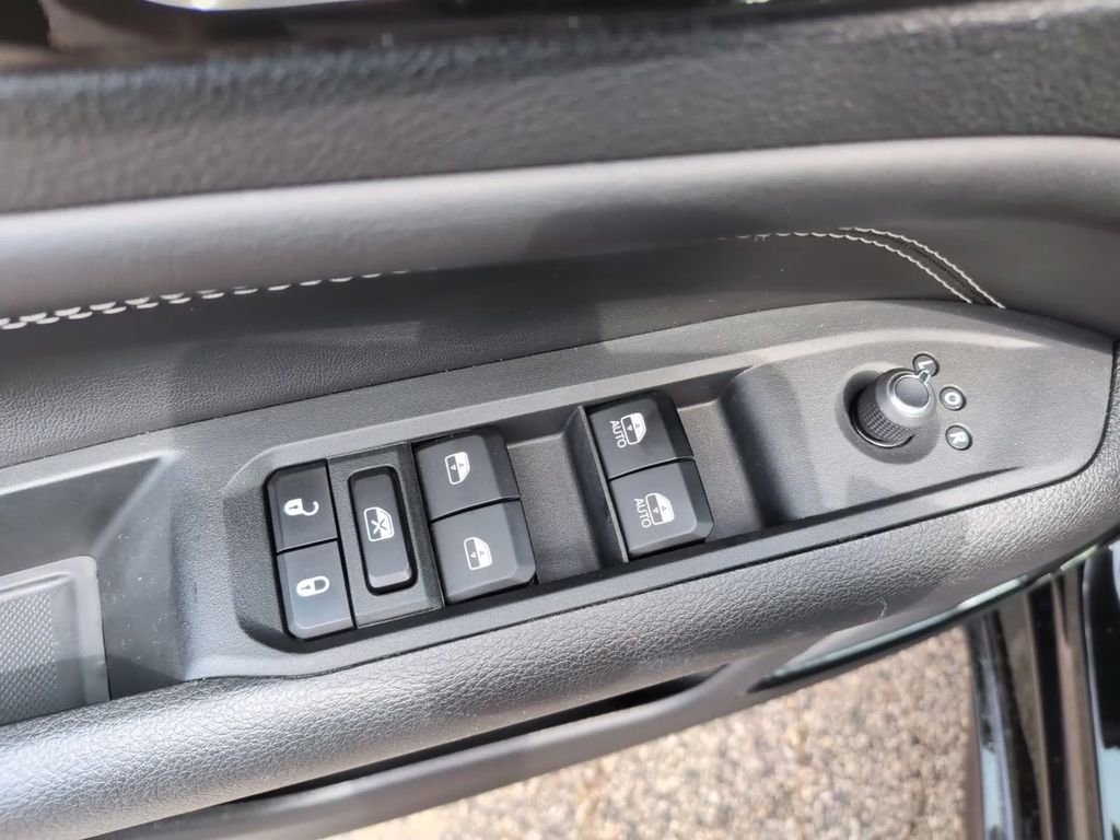 Used 2023 Jeep Compass High Altitude AWD/4WD image 20