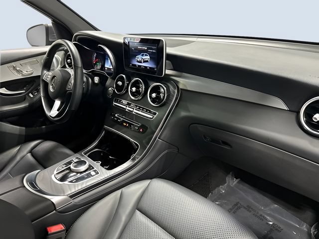 Used 2019 Mercedes-Benz GLC 300 4MATIC image 12