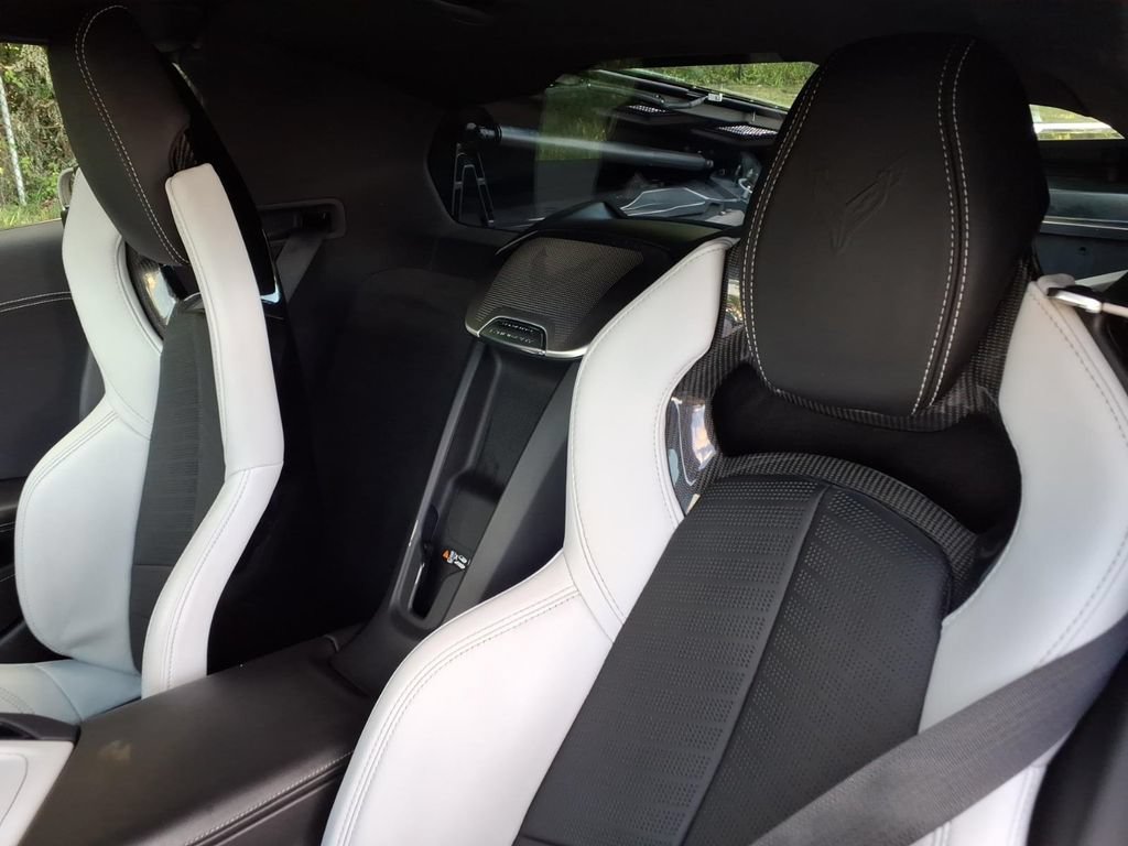 Used 2024 Chevrolet Corvette Stingray Preferred Cpe w/ Z51 Performance Package RWD image 12